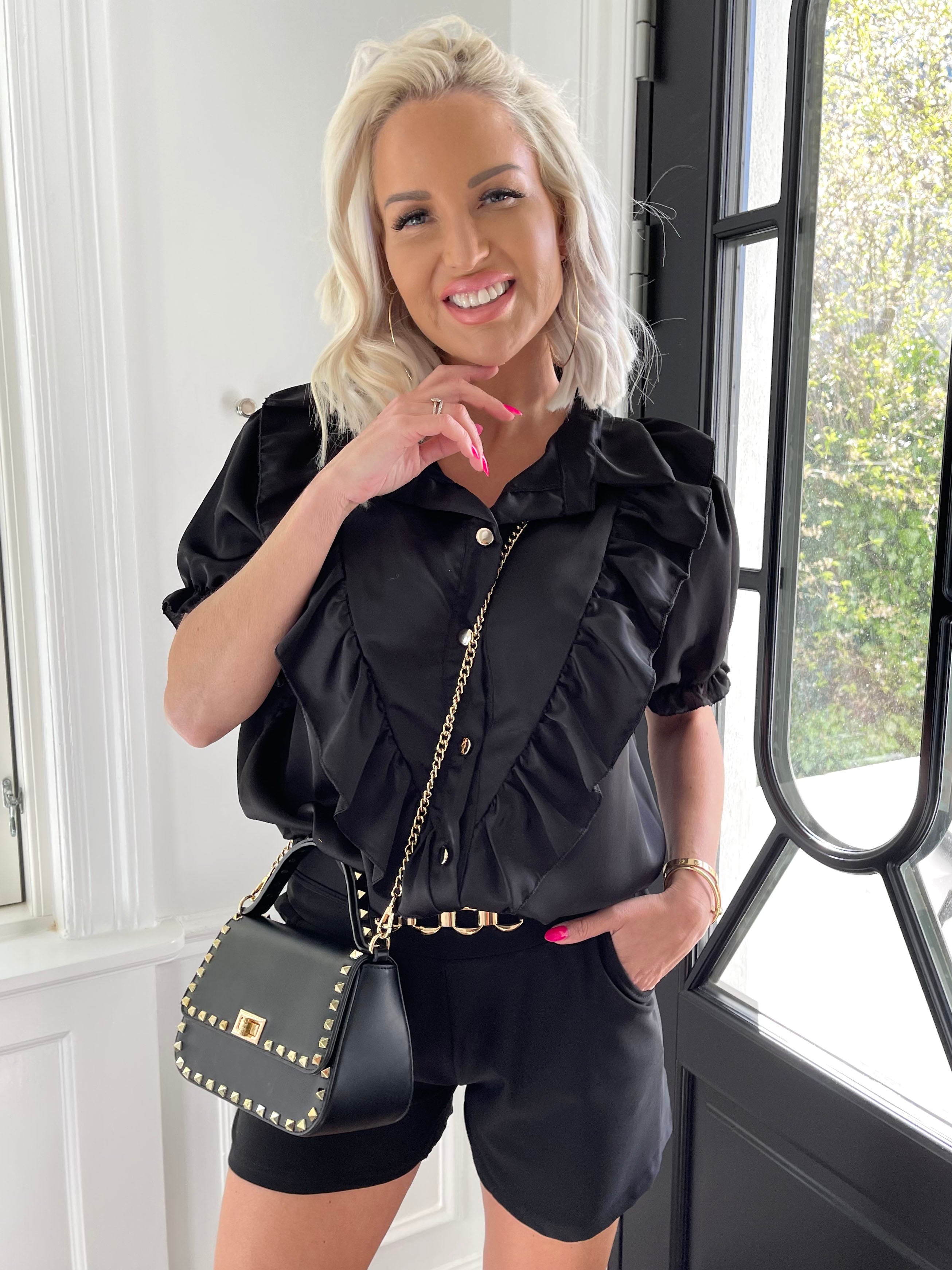 Viola - Bløde elastiske shorts med guldspænde